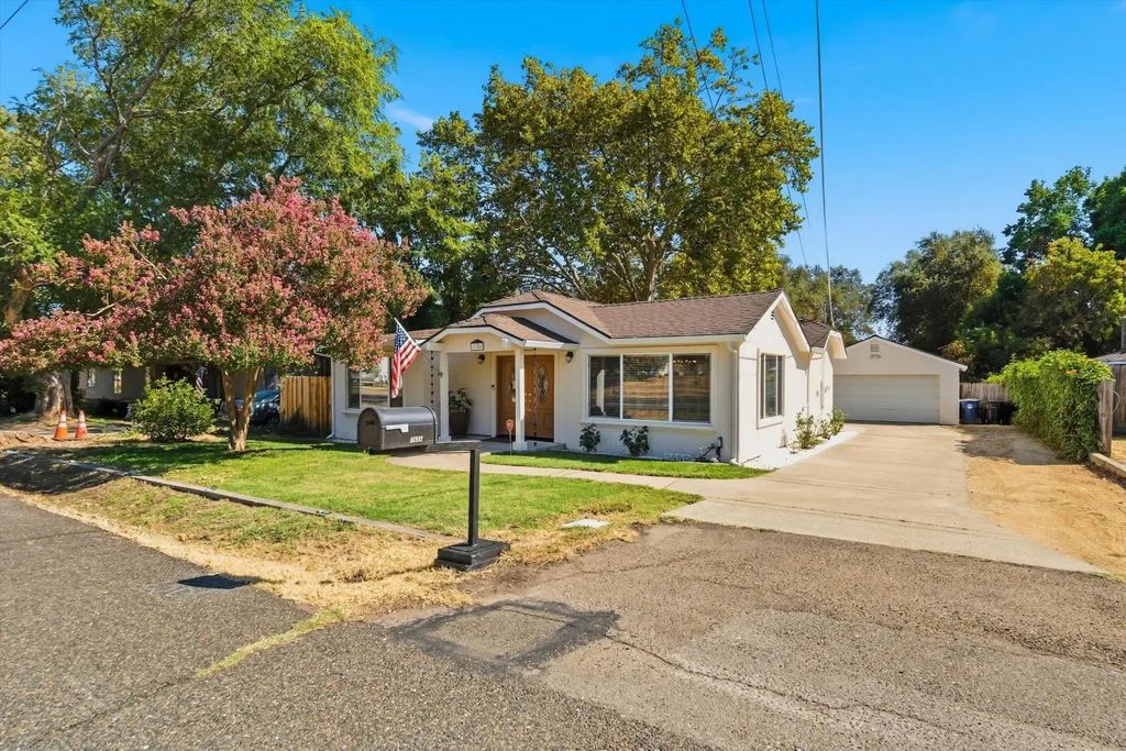 7656 Twin Oaks Avenue, Citrus Heights