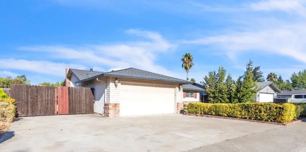 144 Monowood Drive, Folsom