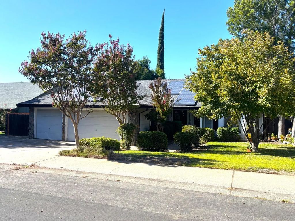 118 Ferrera Drive, Folsom