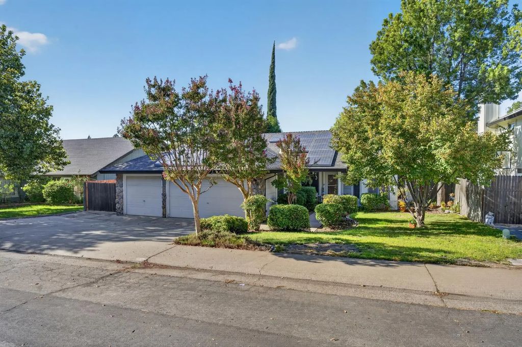 118 Ferrera Drive, Folsom