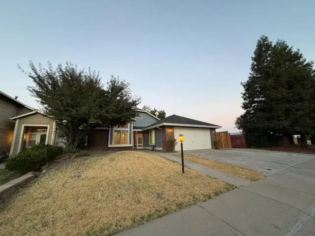 8124 Palmerson Drive, Antelope