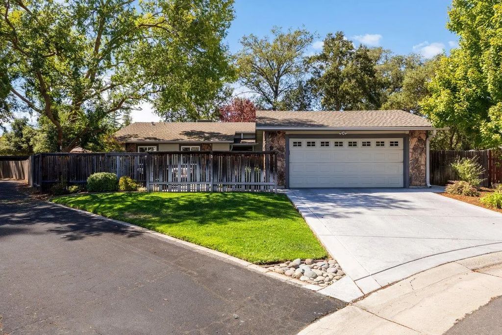 6431 Little River Court, Citrus Heights
