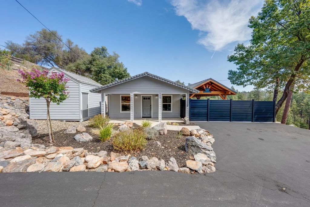 1715 Karen Way, Placerville