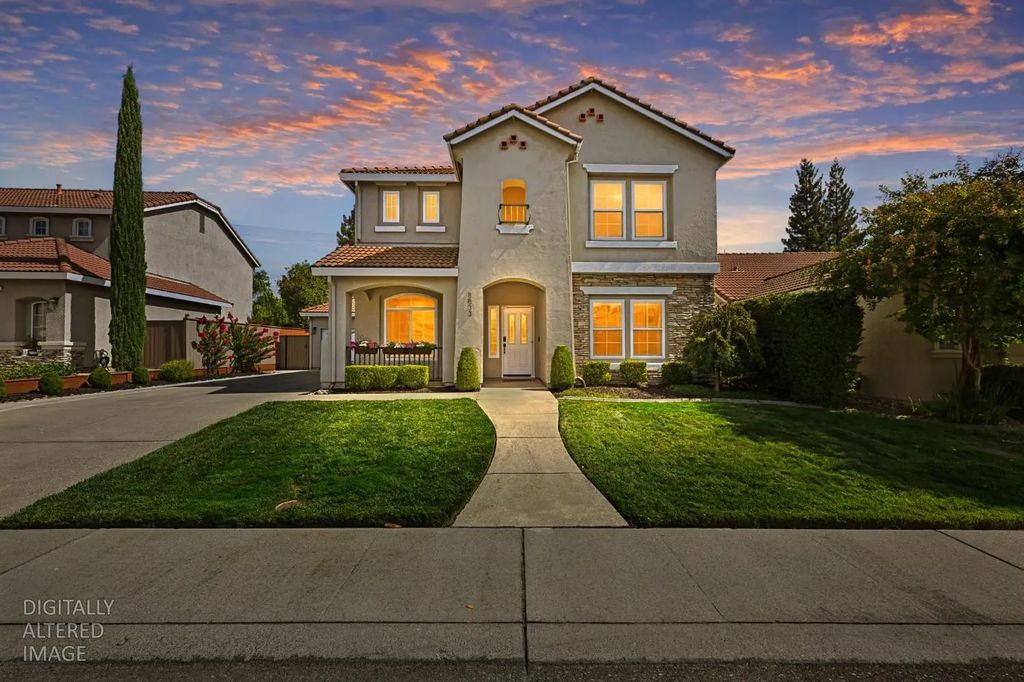 8833 Water Song Circle, Roseville
