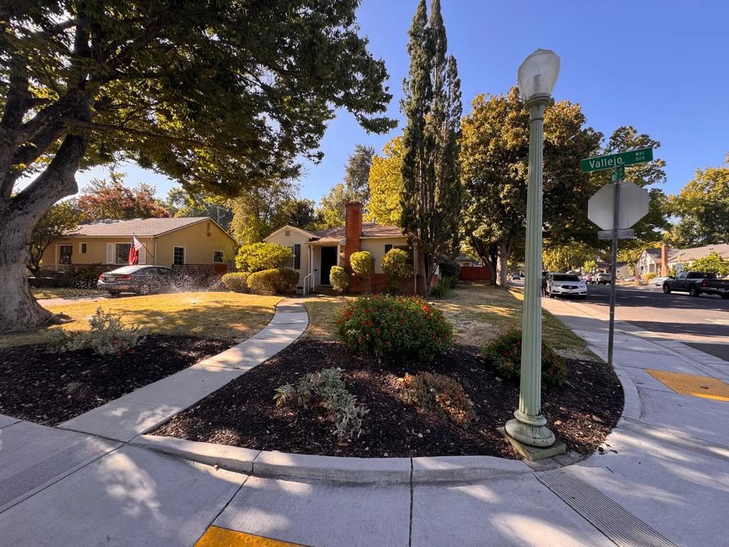 2779 Muir Way, Sacramento