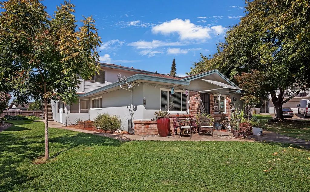 227 Mahan Court 2, Roseville