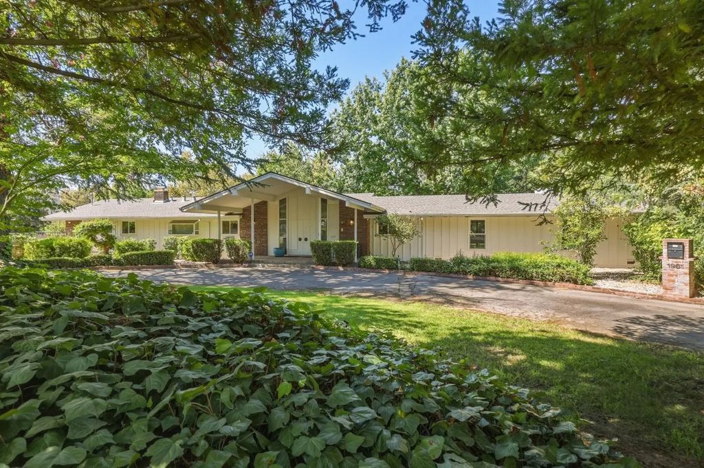 1961 Maple Glen Road, Sacramento