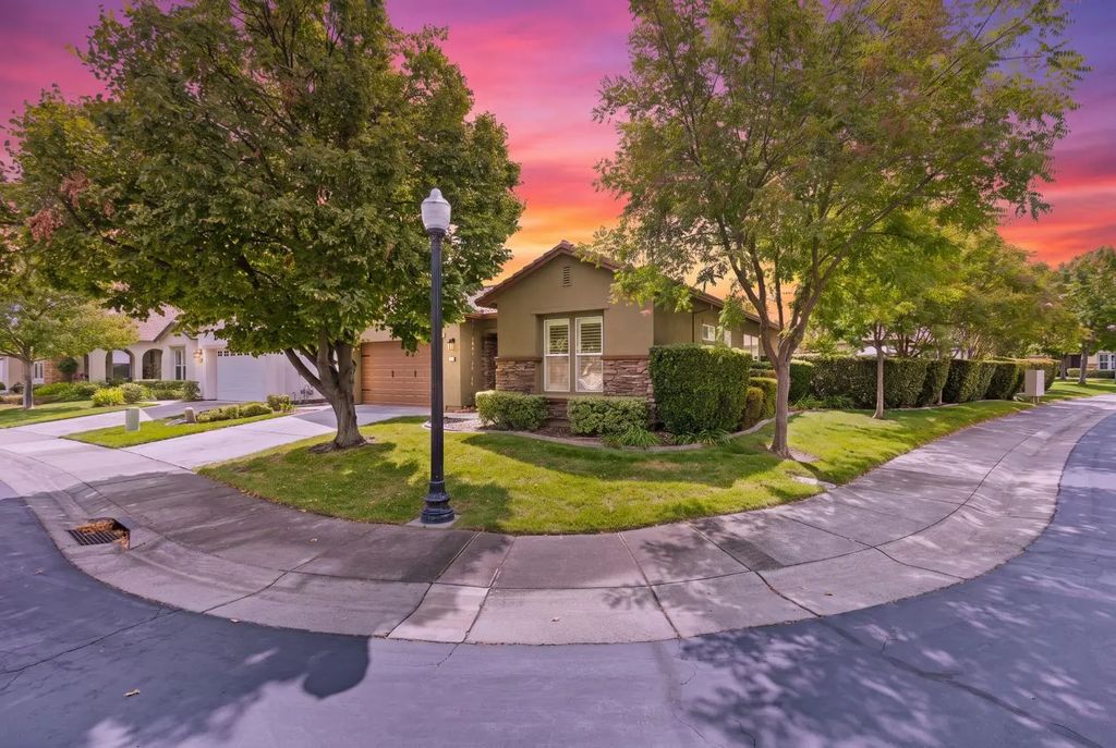 4 Walshford Place, Sacramento
