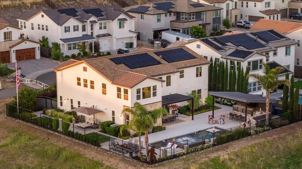 3285 Sofia Drive, Lincoln