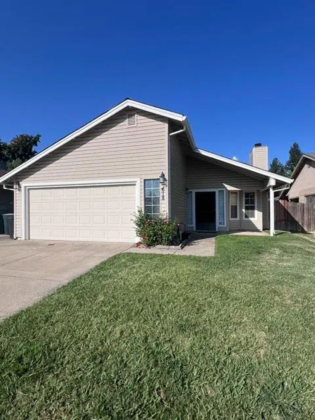 618 Carpenter, Roseville