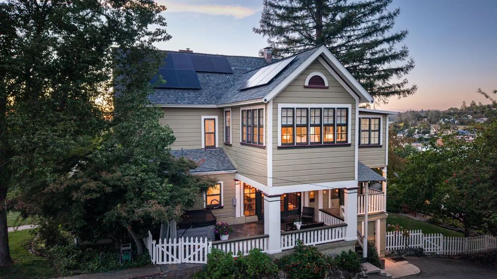 359 Linden Avenue, Auburn