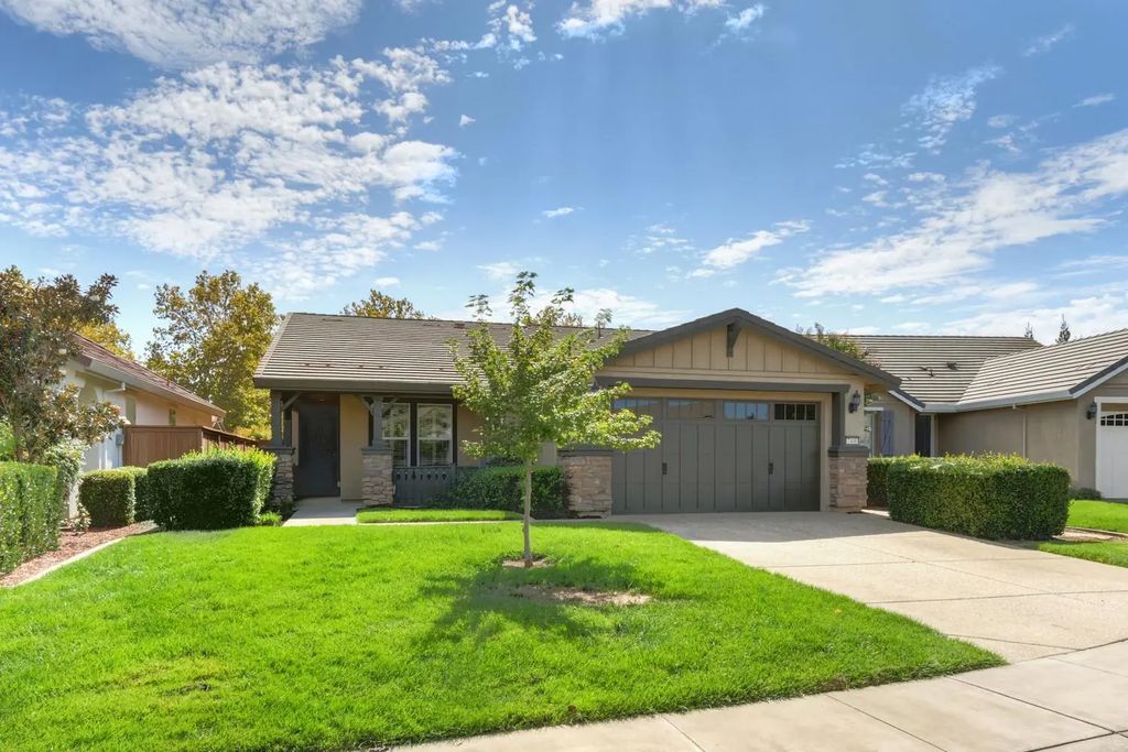 7408 Foxburgh, Elk Grove