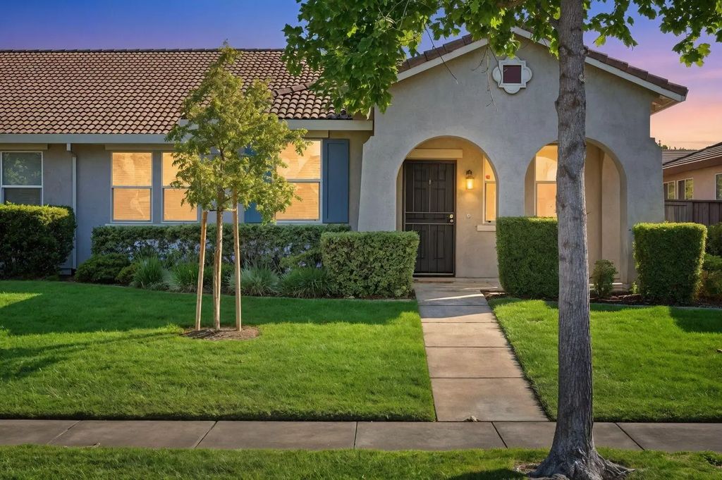 2210 Bay Horse Lane, Sacramento