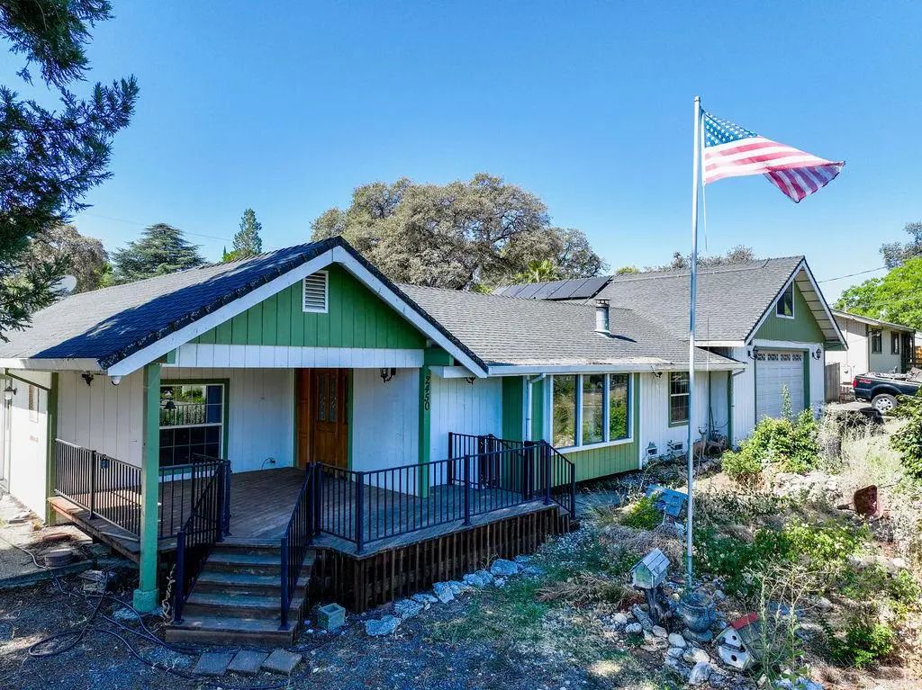 2450 Cottage Drive, Auburn