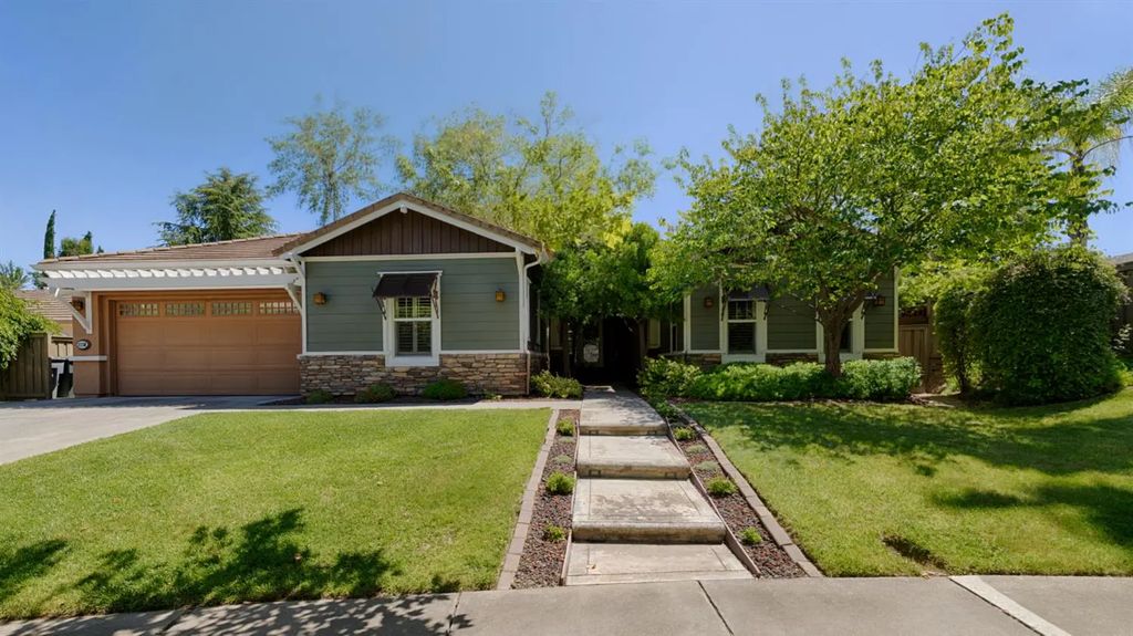 9290 Eagle Springs Place, Roseville