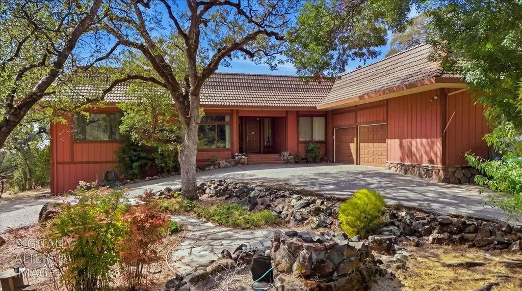 23410 Wayfarer Court, Auburn