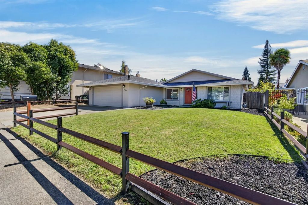 8224 Blue Oak Way, Citrus Heights