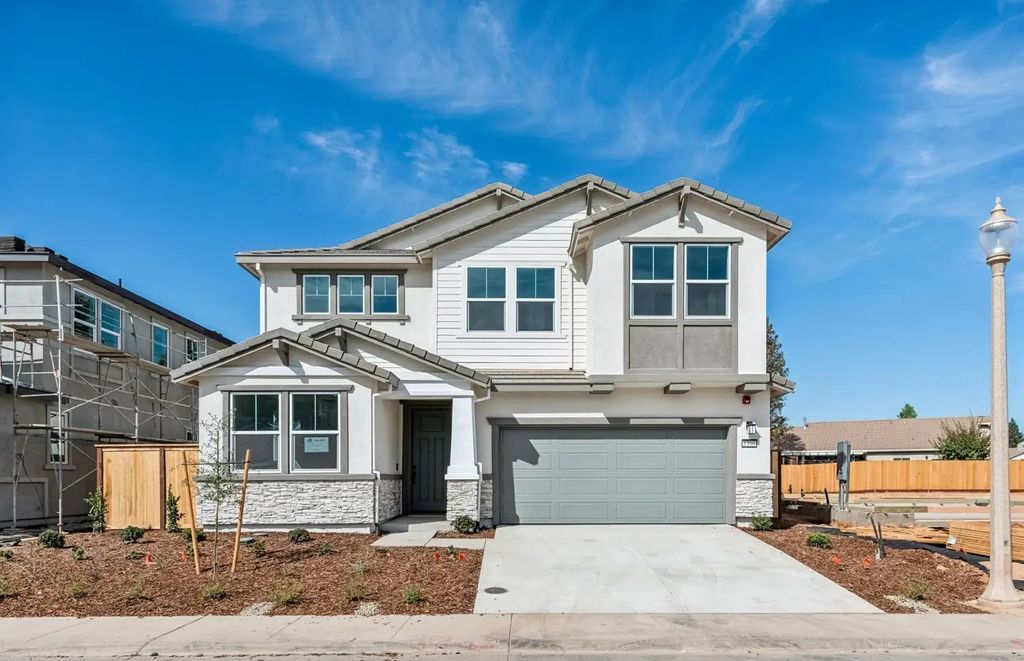 1390 Romey Drive, Lincoln