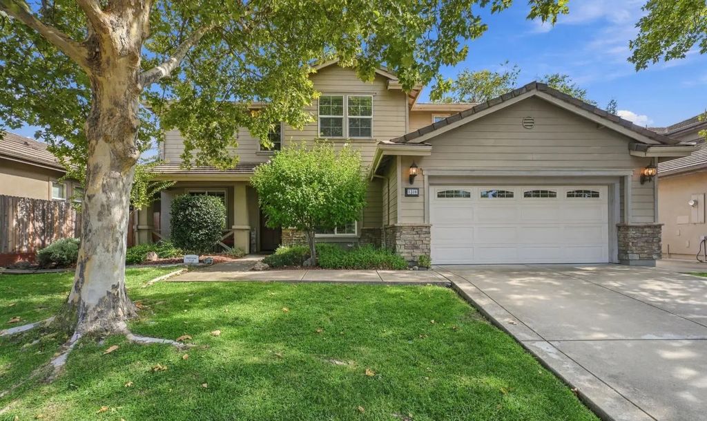 3134 Southcreek Drive, Lincoln
