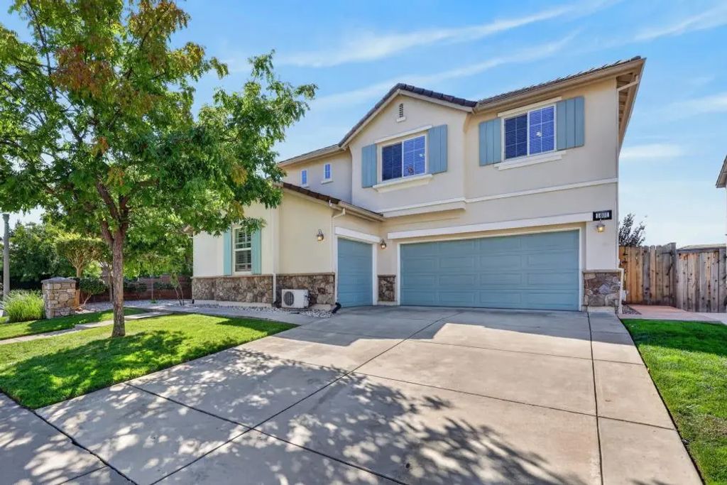 1401 Alder Creek Court, Lincoln