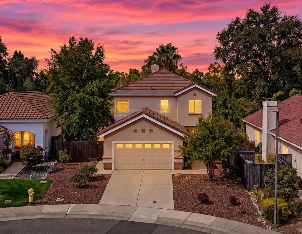 108 Sedgeford Court, Folsom
