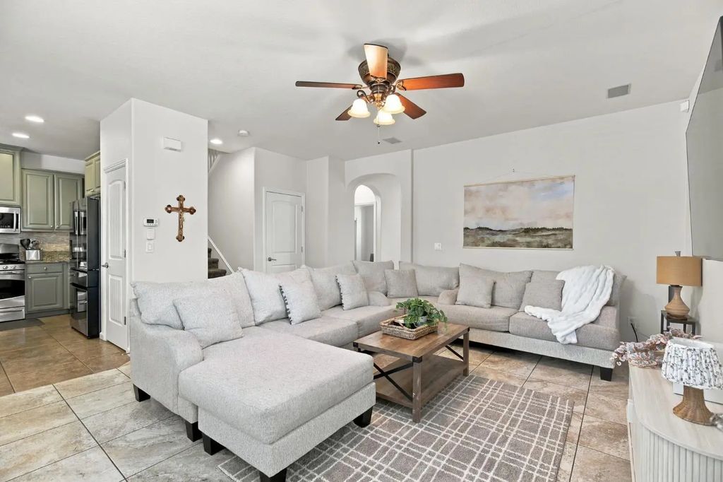 3192 Ardley Drive, Roseville