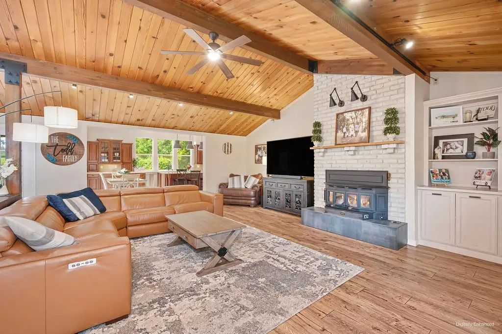 325 Diamond Oaks Road, Roseville