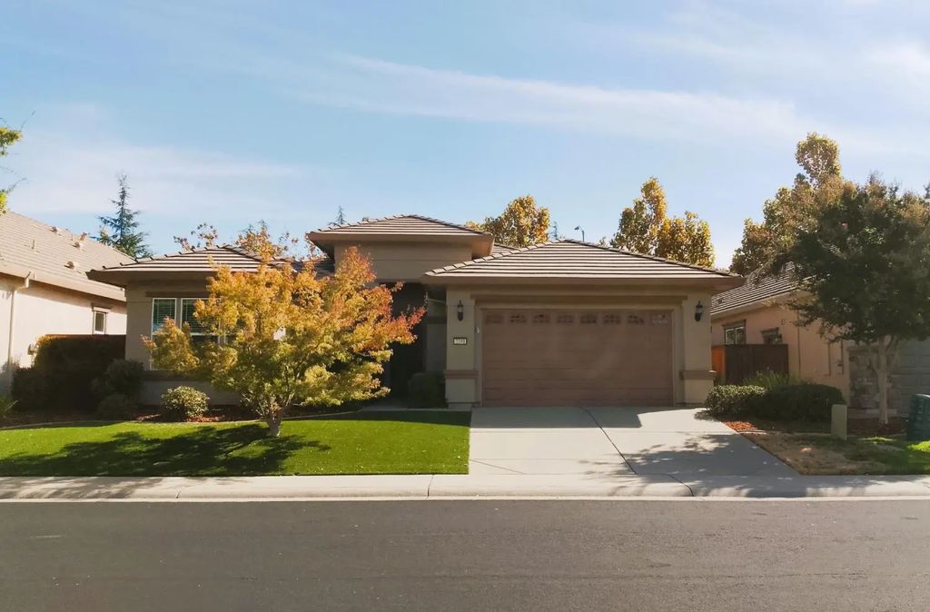 2241 Coryton Lane, Roseville