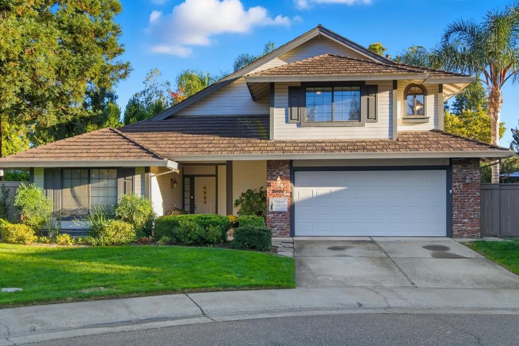 11604 Blazing Star Court, Gold River