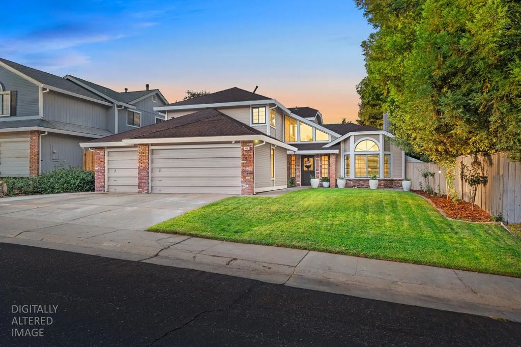 412 Community Drive, Roseville
