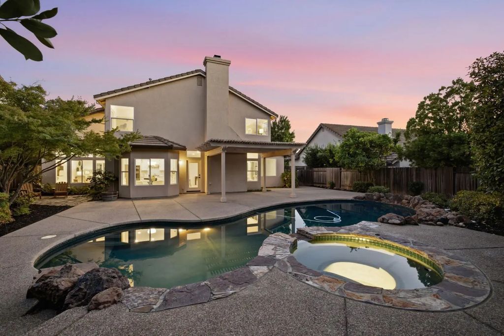 254 Luna Circle, Folsom