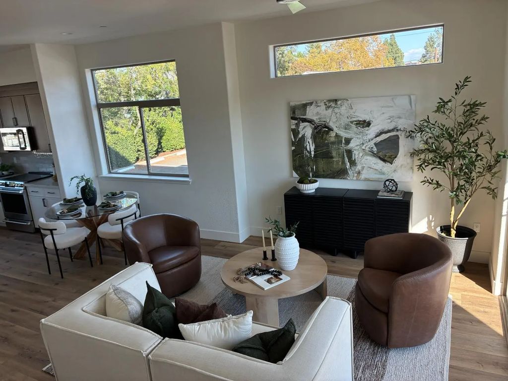 3056 Dublin Pl, Roseville