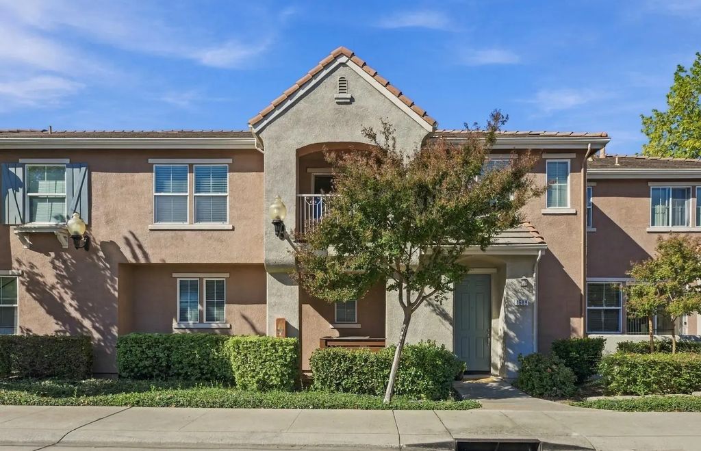 1509 Dante Circle, Roseville