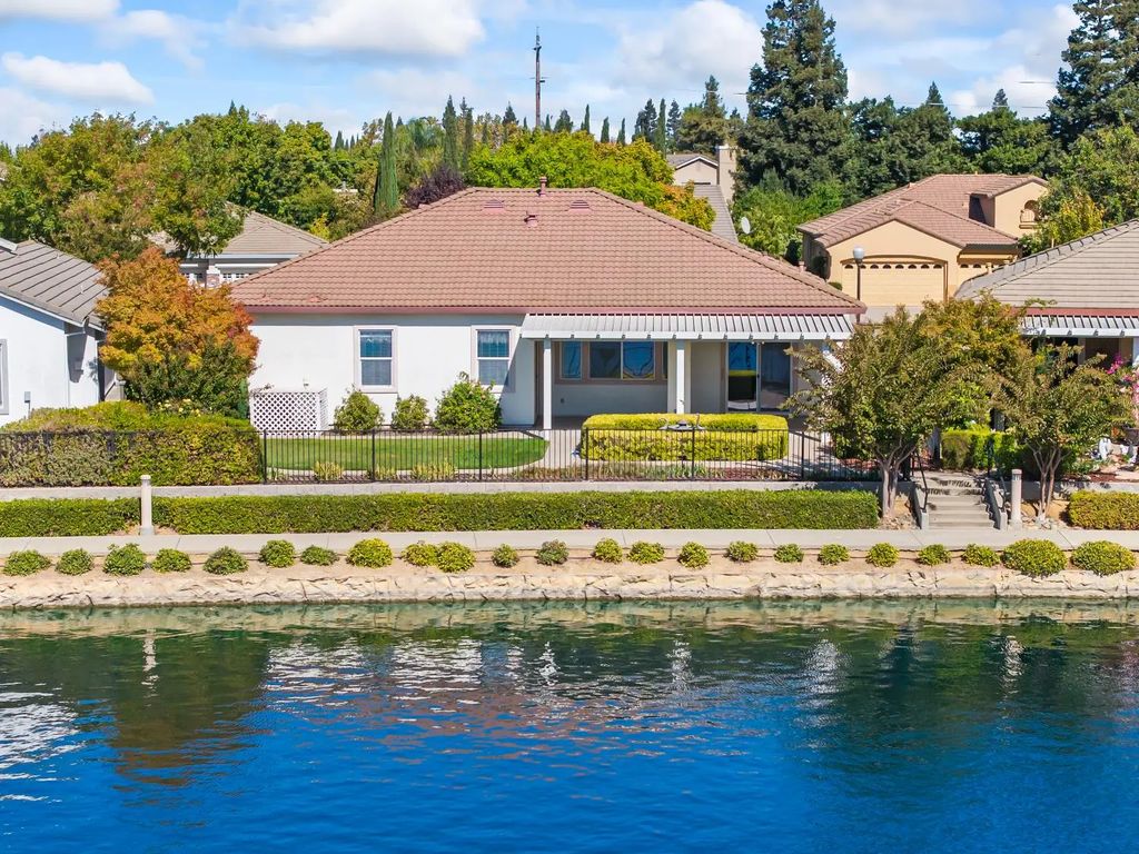 2722 Granite Park Lane, Elk Grove