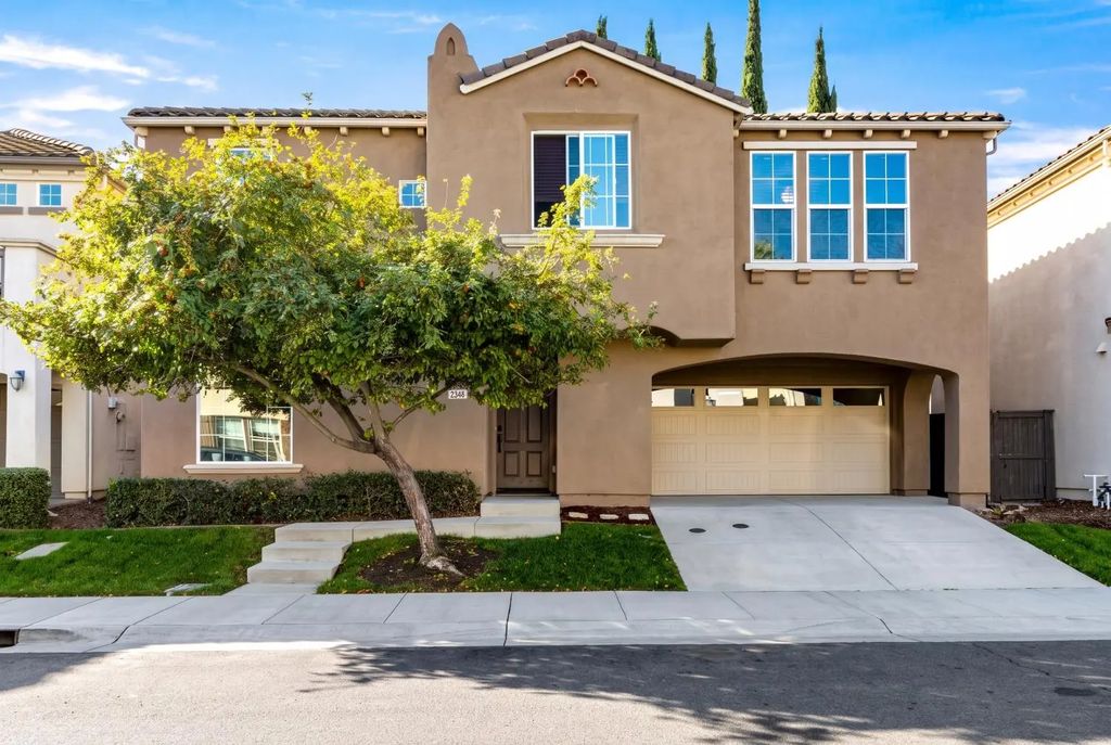2348 Donner Pass Avenue, Sacramento