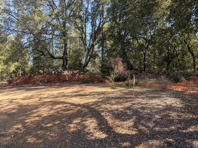 2 Eden Forest Drive, Colfax