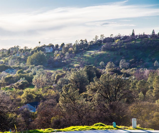 980 Machty Court, Auburn