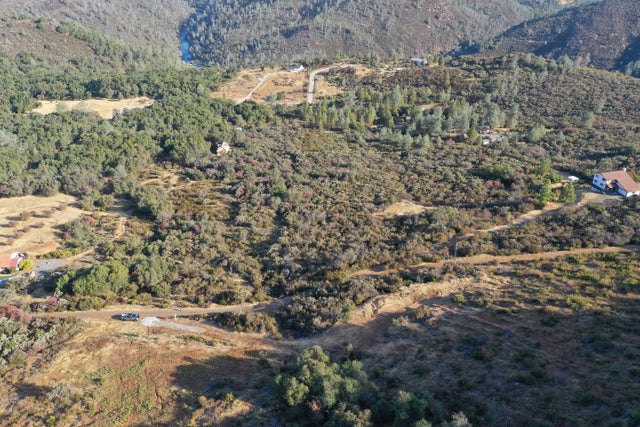 645 Kanaka Valley Road, Rescue