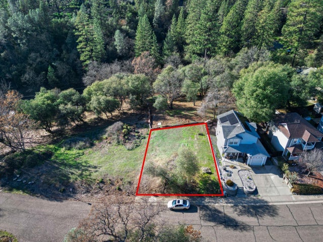 2532 Golden Eagle Dr, Placerville
