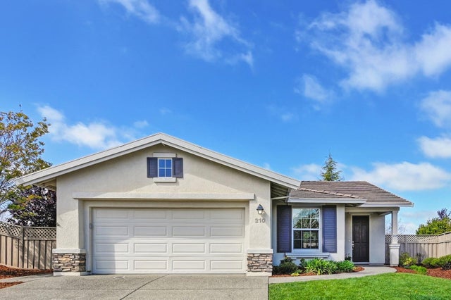 210 Harper Court, Lincoln