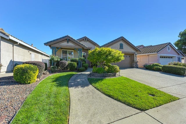 7552 School House Lane, Roseville