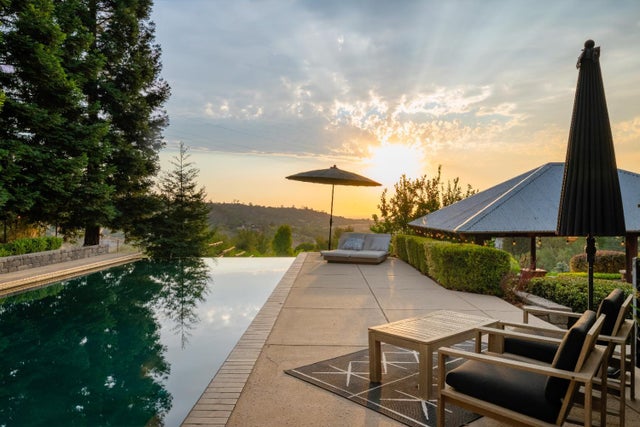 7380 Ridge Road, Newcastle