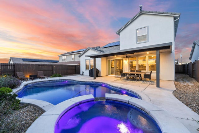 606 Brooklyn Court, Lincoln