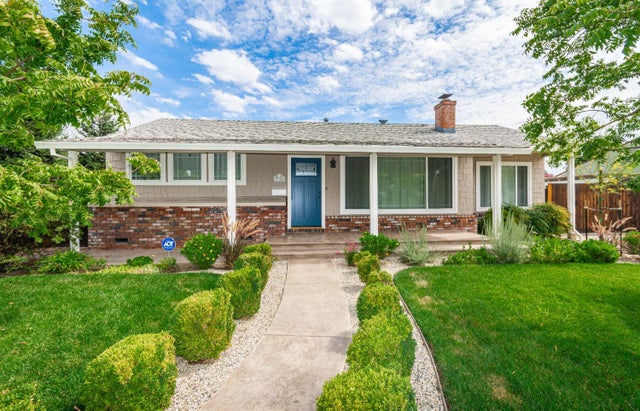 2344 Ione Street, Sacramento