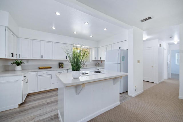 1408 Sebastian Way, Sacramento