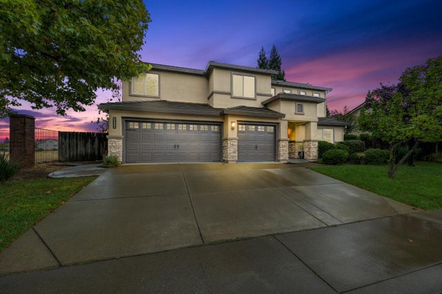 1908 Saint Anthony Lane, Roseville