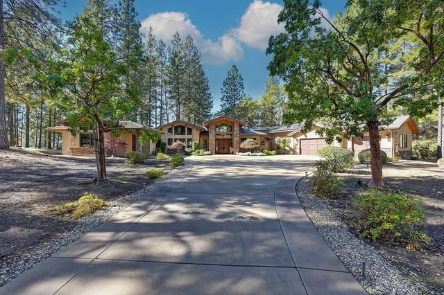 16441 Winchester Club Drive, Meadow Vista