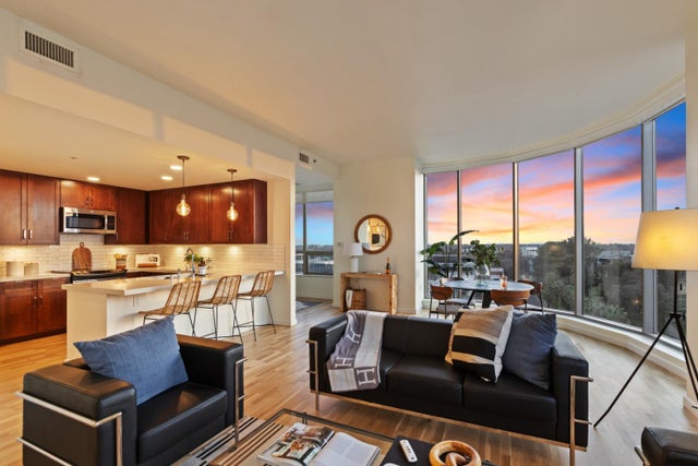 1127 15th St #1306, Sacramento