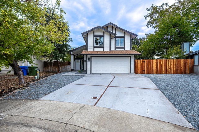 6932 Verdure Way, Elk Grove