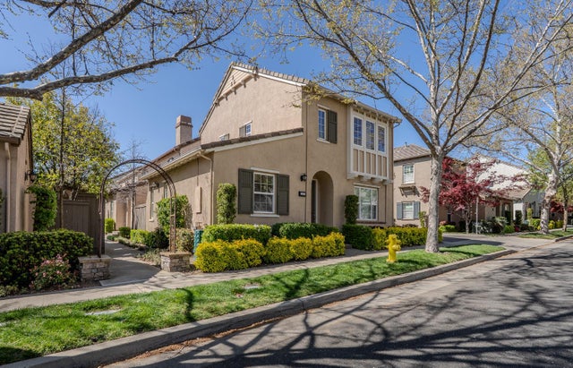 47 Villa Gardens Court #47, Roseville